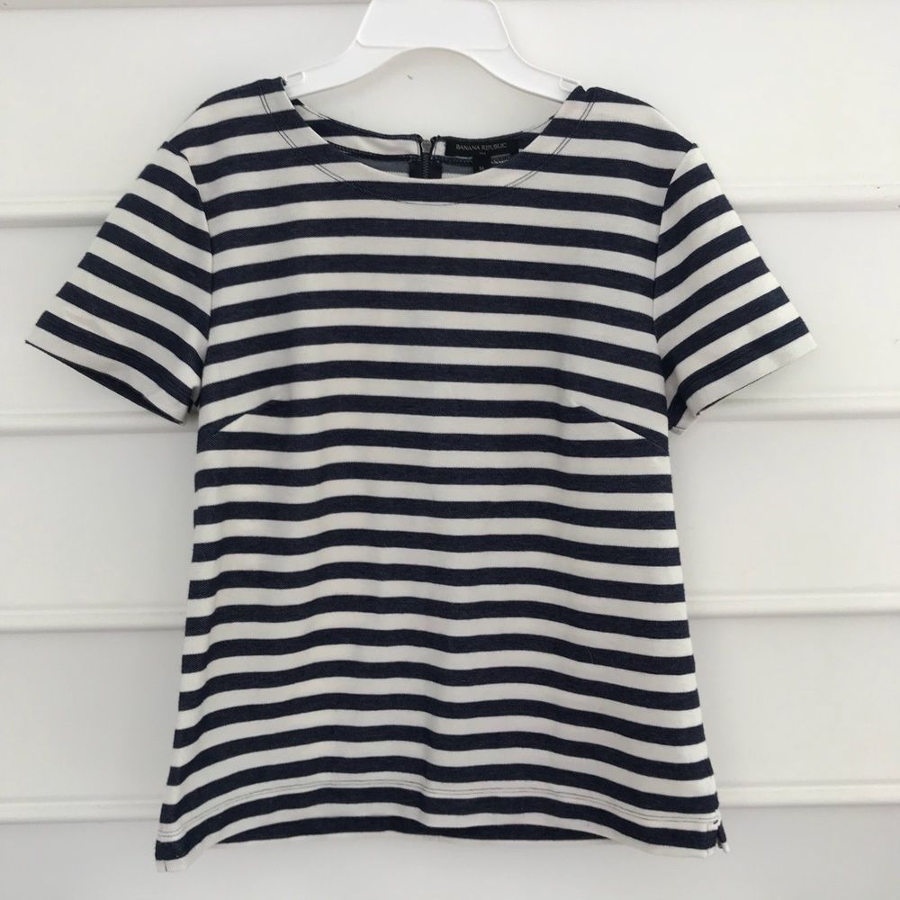 Banana Republic Navy and Cream Striped Shirt